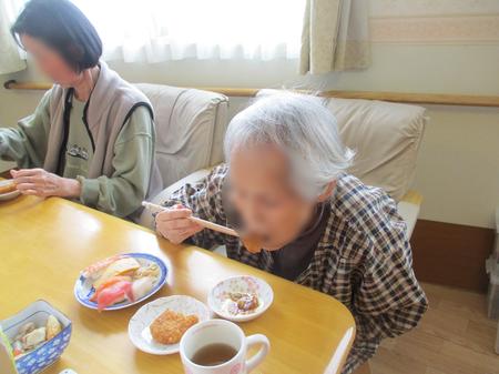 忘年会＆クリスマス会1.JPGのサムネイル画像